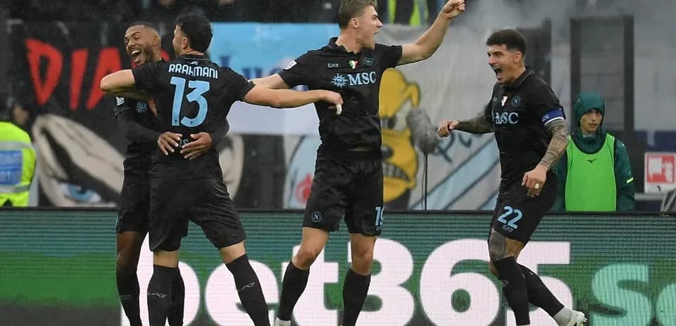 Napoli players celebrating a goal during match