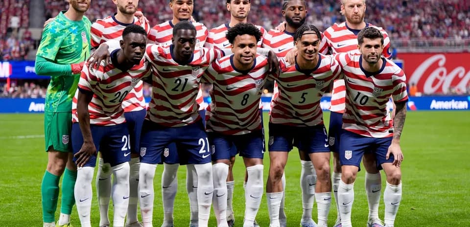 USA national team lineup before World Cup match