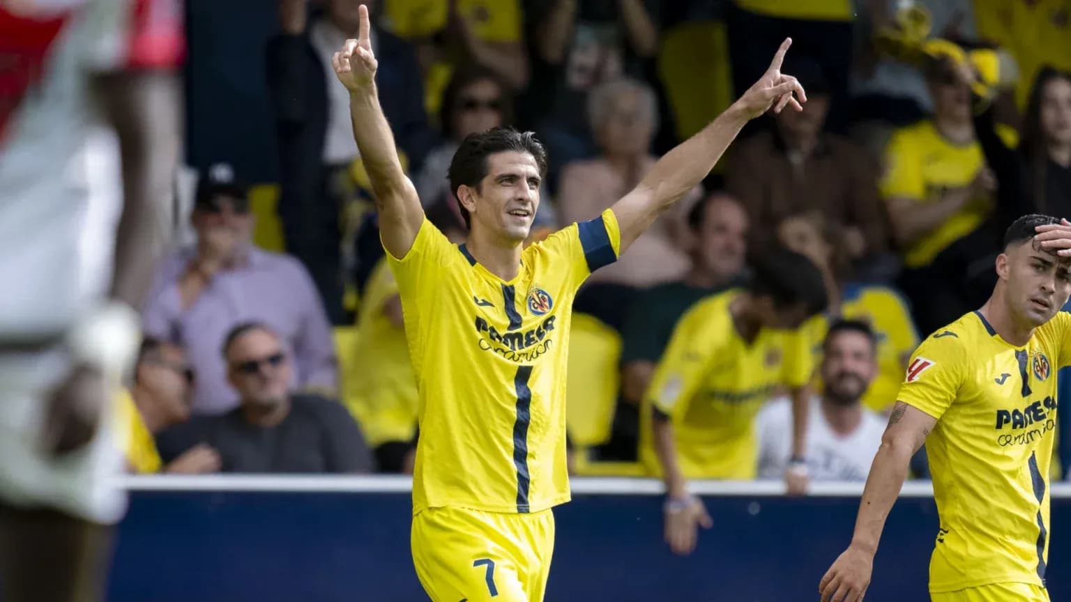 Villarreal player celebrating a goal during match