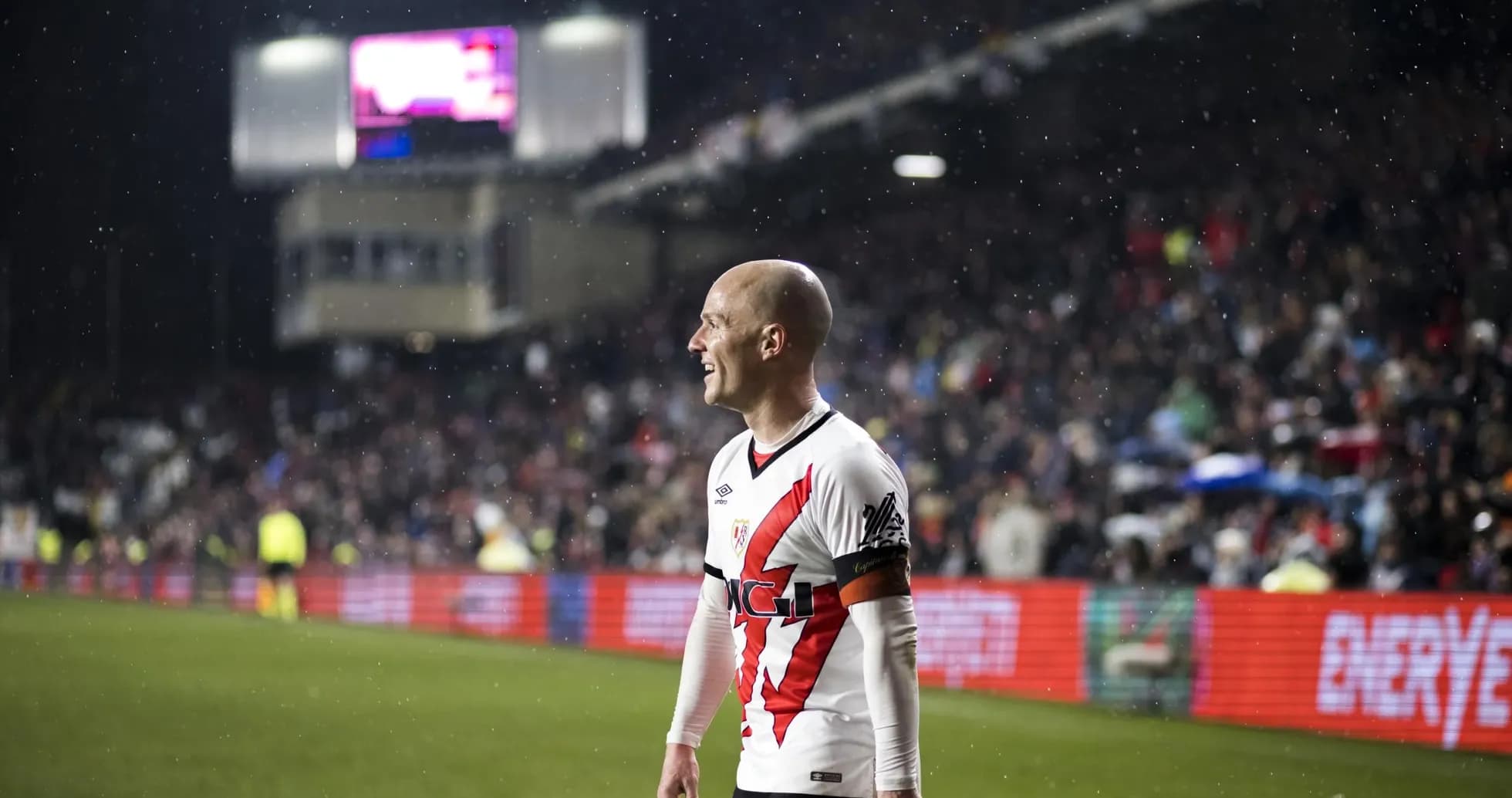 Rayo Vallecano player celebrating during match