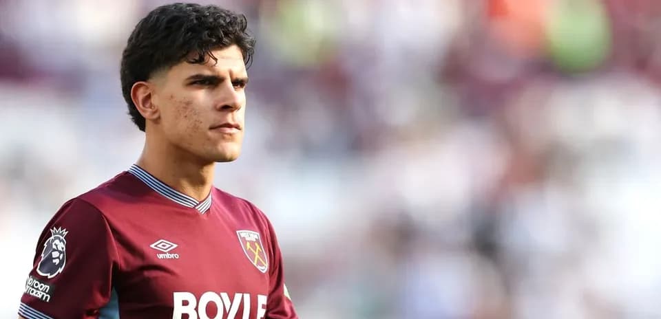 West Ham player on the pitch before the match