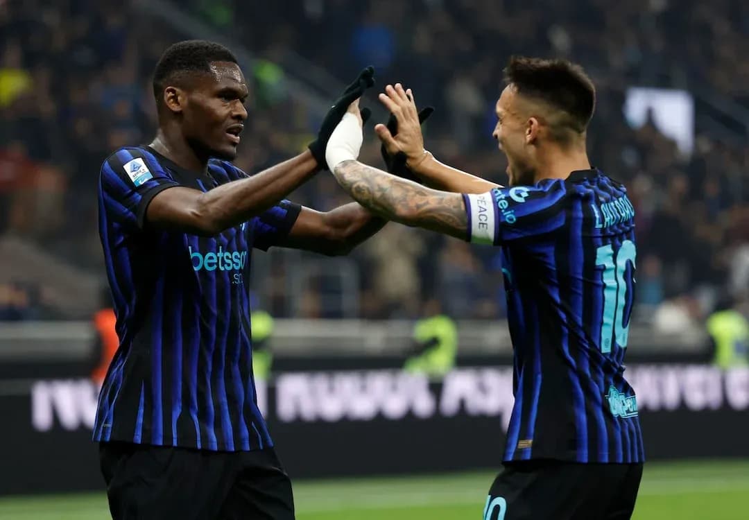 Inter players celebrating a goal during Serie A