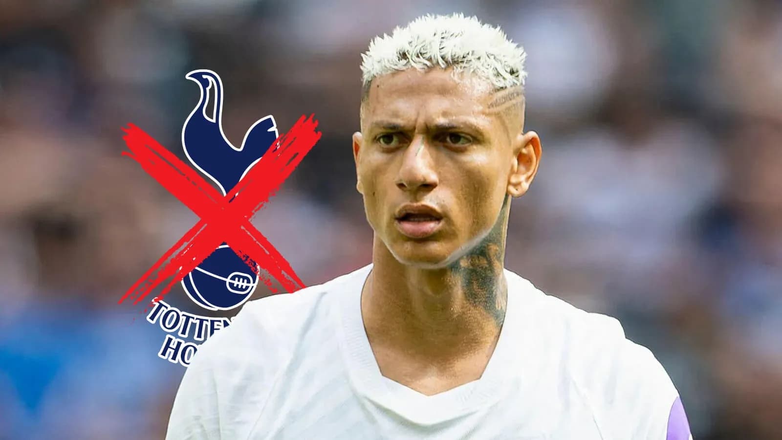Player with bleached hair and tattoo during match