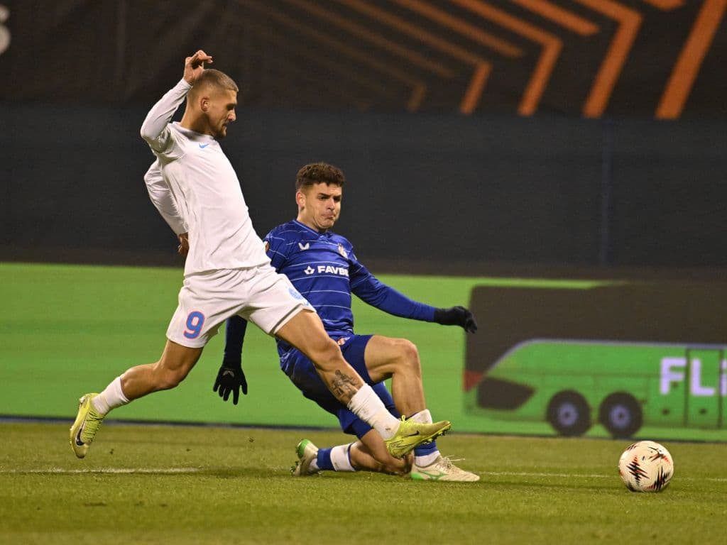 Dinamo Zagreb's Tactical Mastery in 4-1 Victory.jpg