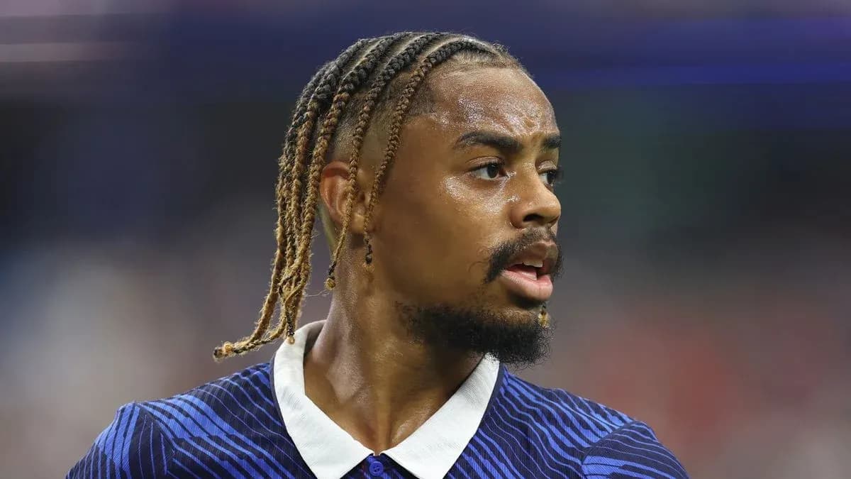 Player with braided hair during a match