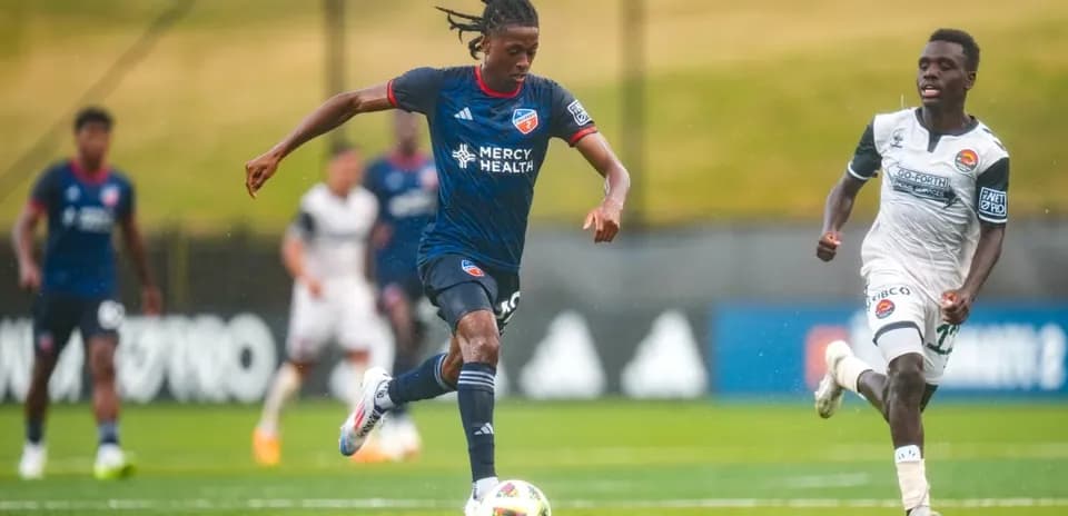 Player dribbling during FC Cincinnati II match