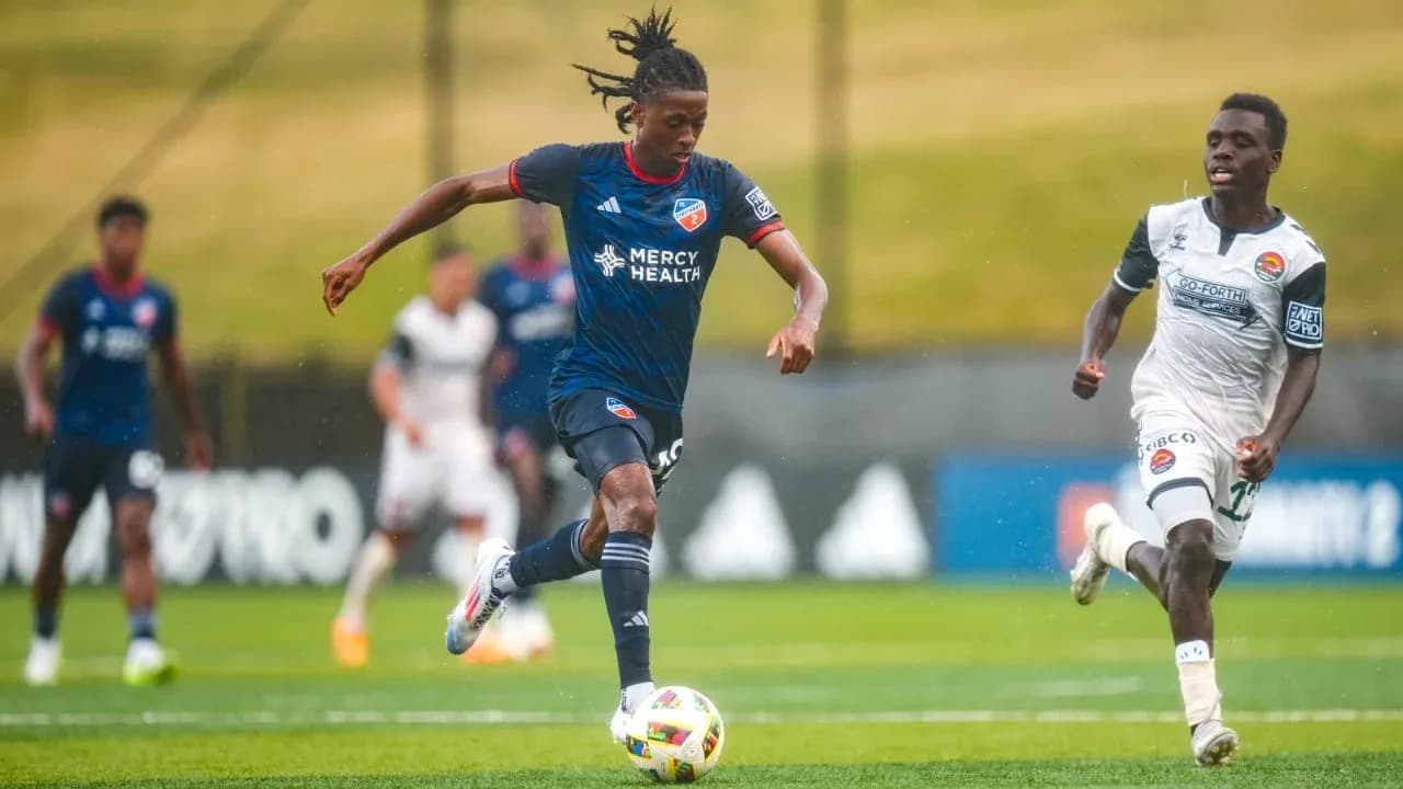 Player dribbling during FC Cincinnati II match