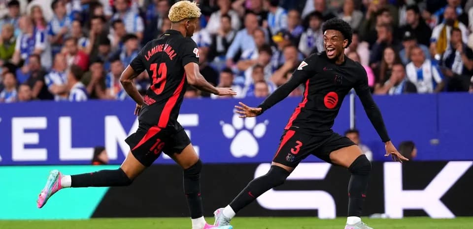 Barcelona players celebrating a goal during match