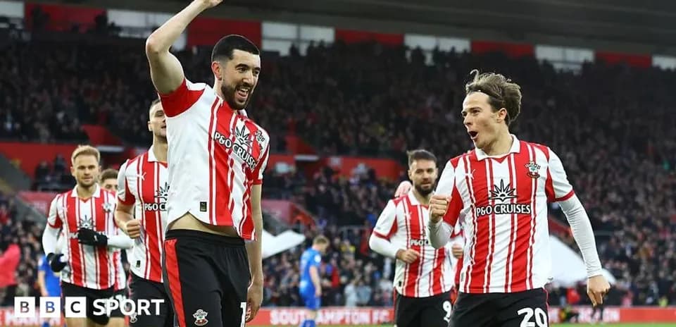 Southampton players celebrating a goal during match