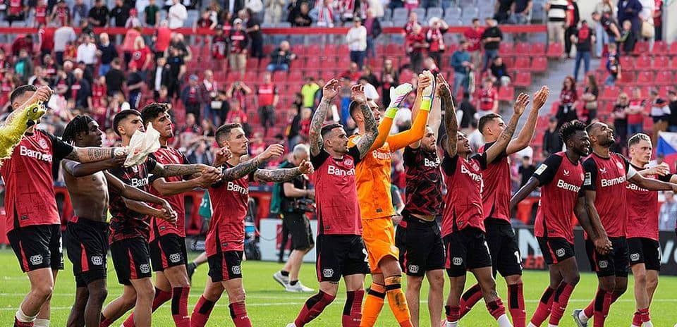 Bayer Leverkusen vs FC Augsburg: Match Prediction and Analysis.jpg