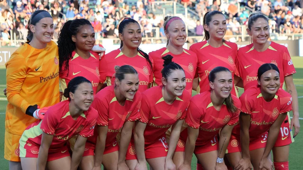 Portland Thorns W team group photo