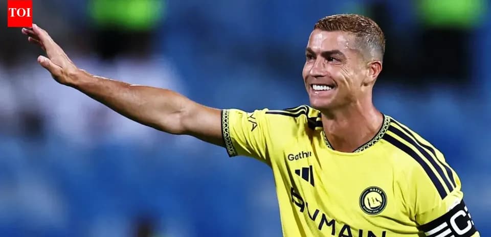 Cristiano Ronaldo waving during a match celebration