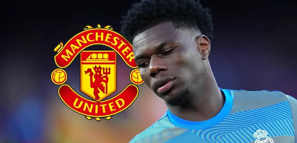 Player in Real Madrid kit with Manchester United logo