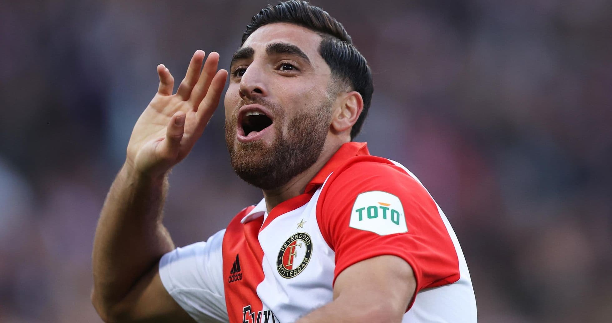 Feyenoord Dominates Sturm Graz in Strategic Battle.jpeg