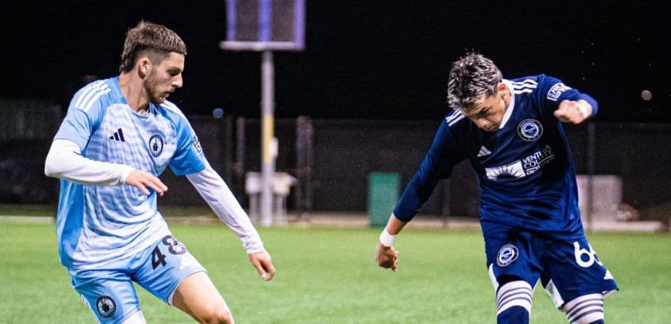 Two players competing in Tacoma Defiance match