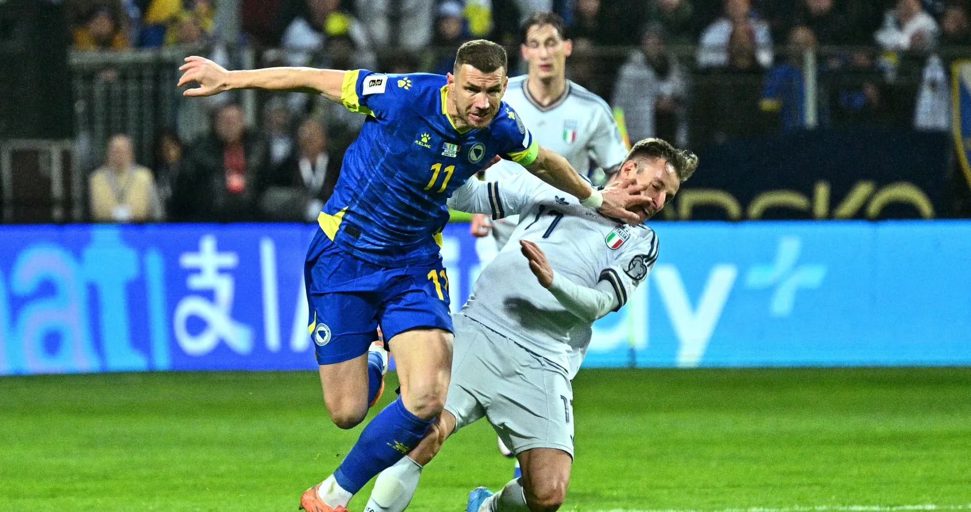 Player from Bosnia and Herzegovina fouling Italian opponent