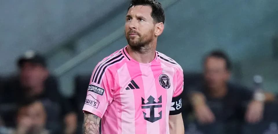 Player wearing pink jersey during a match
