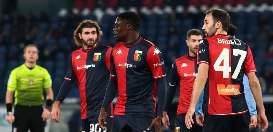 Genoa players discussing during Serie A match