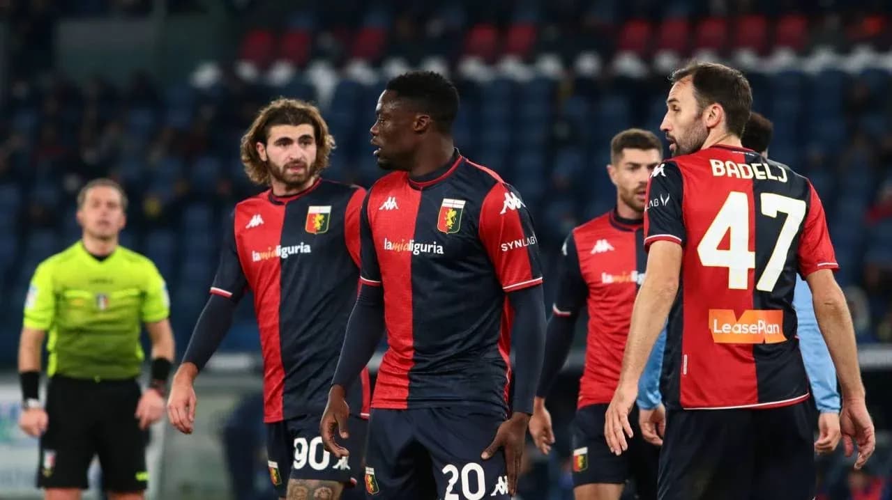 Genoa players discussing during Serie A match