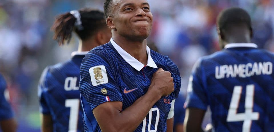 World Cup 2026 Golden Boot Race Tightens as Kylian Mbappe Moves Ahead of Lionel Messi