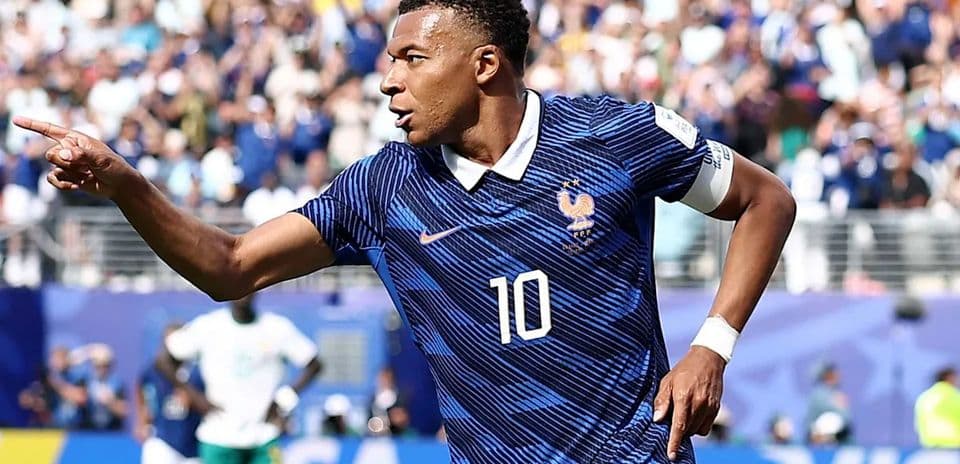 Kylian Mbappe Surpasses Ronaldo’s World Cup Record with Brace in France’s Win Over Sweden