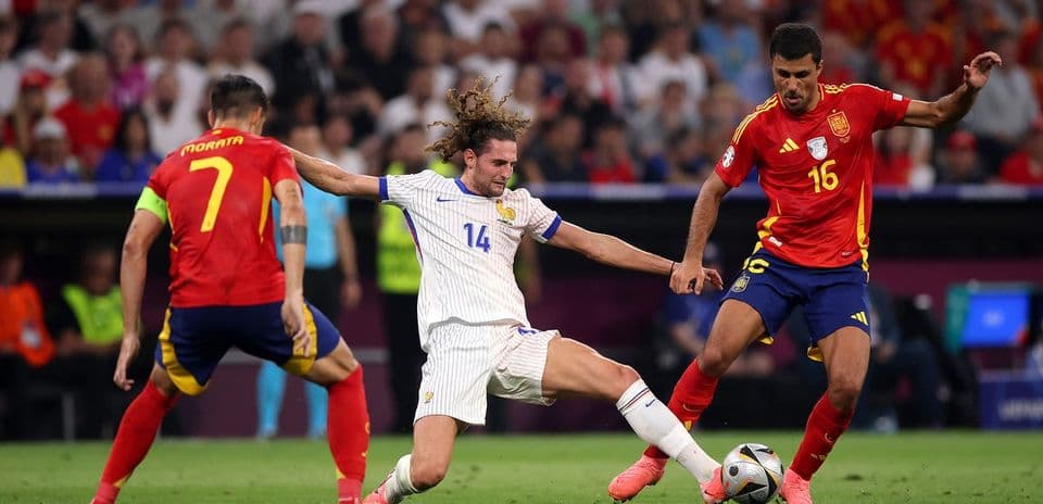 France vs Spain: A Tactical Duel That Could Shape Football’s Future
