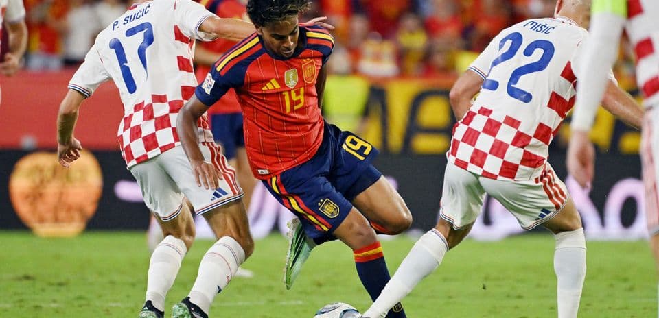 Lamine Yamal Shines with Perfect 10/10 as Spain Crush Croatia 4-1 in Nations League