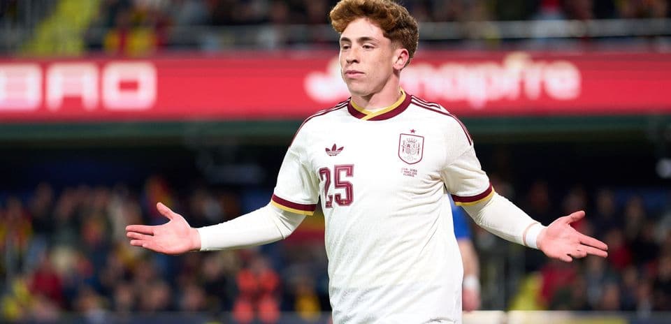 Liverpool Secure £34m Victor Munoz Signing, Outpacing Newcastle for Spanish World Cup Talent