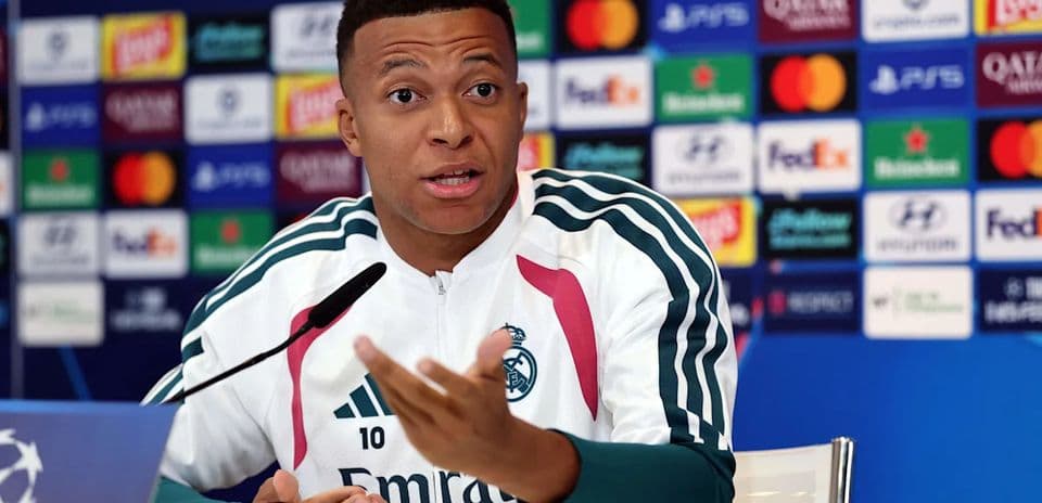 Kylian Mbappé Defends Himself Against Dembélé and Raphinha Comparison Ahead of Champions League Match