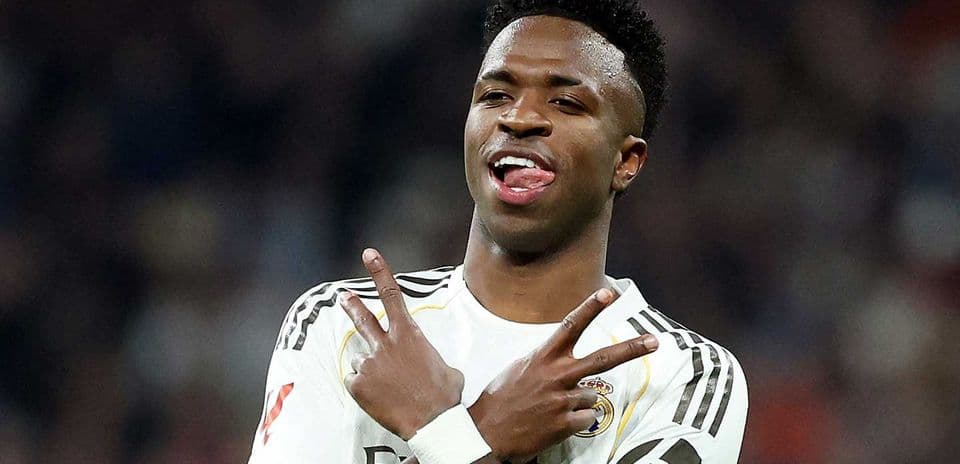 Arsenal Steps Back From Pursuing Vinicius Junior Amid Contract Talks