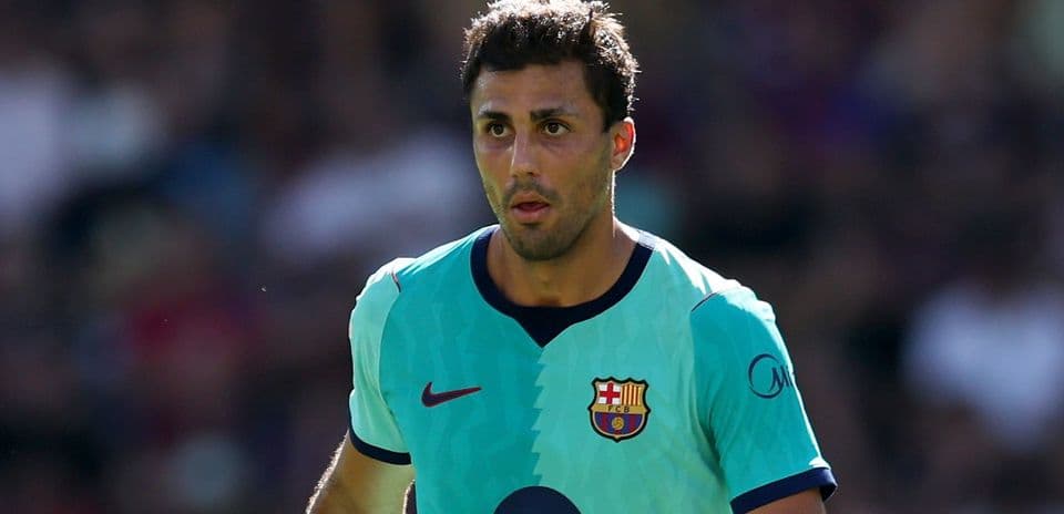 Rodri Opens Up About Rejecting Real Madrid and Phone Call with Mourinho Before Joining Barcelona