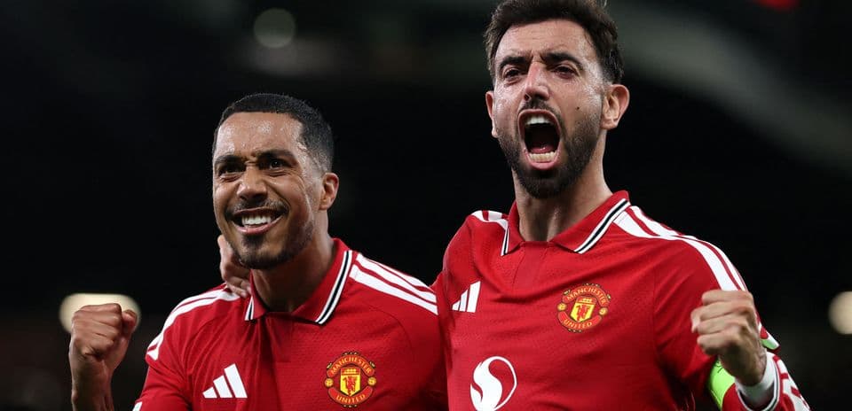 Michael Carrick Praises Emerging Midfield Duo Kobbie Mainoo and Youri Tielemans at Man Utd