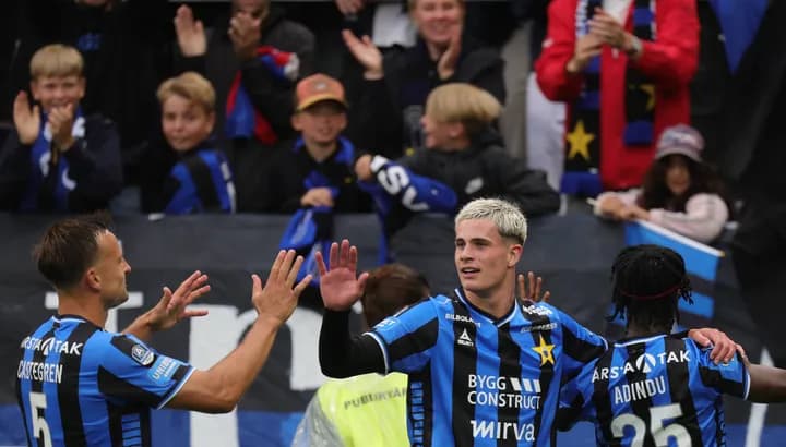 Chelsea Competes with Premier League and European Giants for £8.5m Scottish Striker Robbie Ure