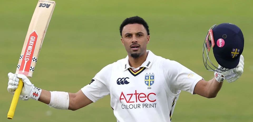 Emilio Gay Shines with 141 as Durham Dominate Day One at Lancashire