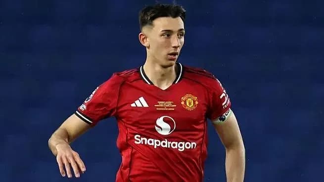Player in Manchester United jersey during match Player in Manchester United jersey during match