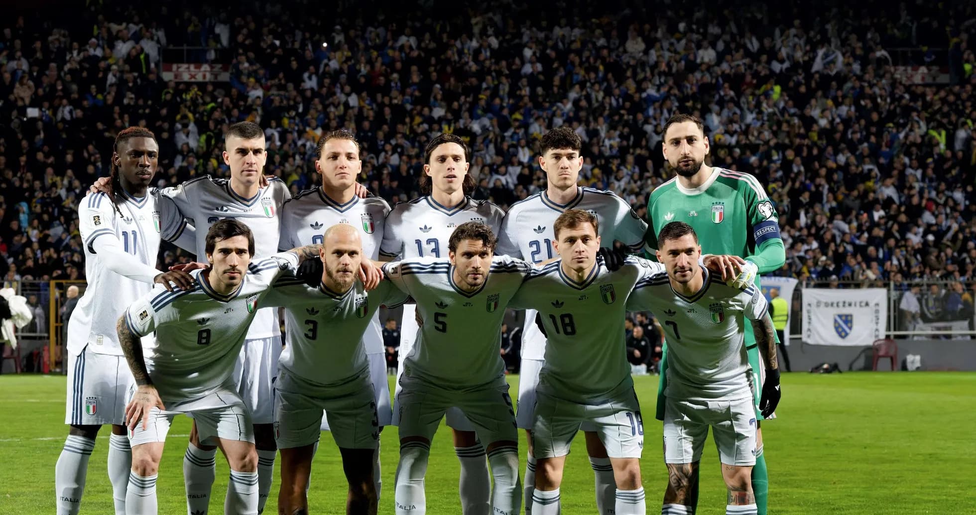 Italian national football team posing for a photo Italian national football team posing for a photo