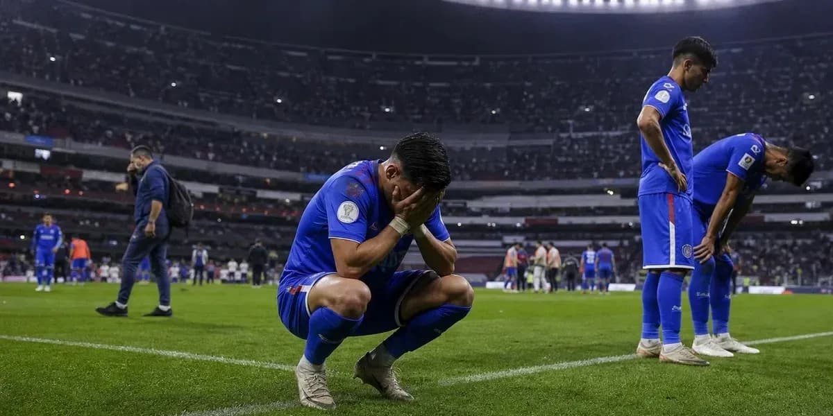 Cruz Azul players reacting after a match loss Cruz Azul players reacting after a match loss