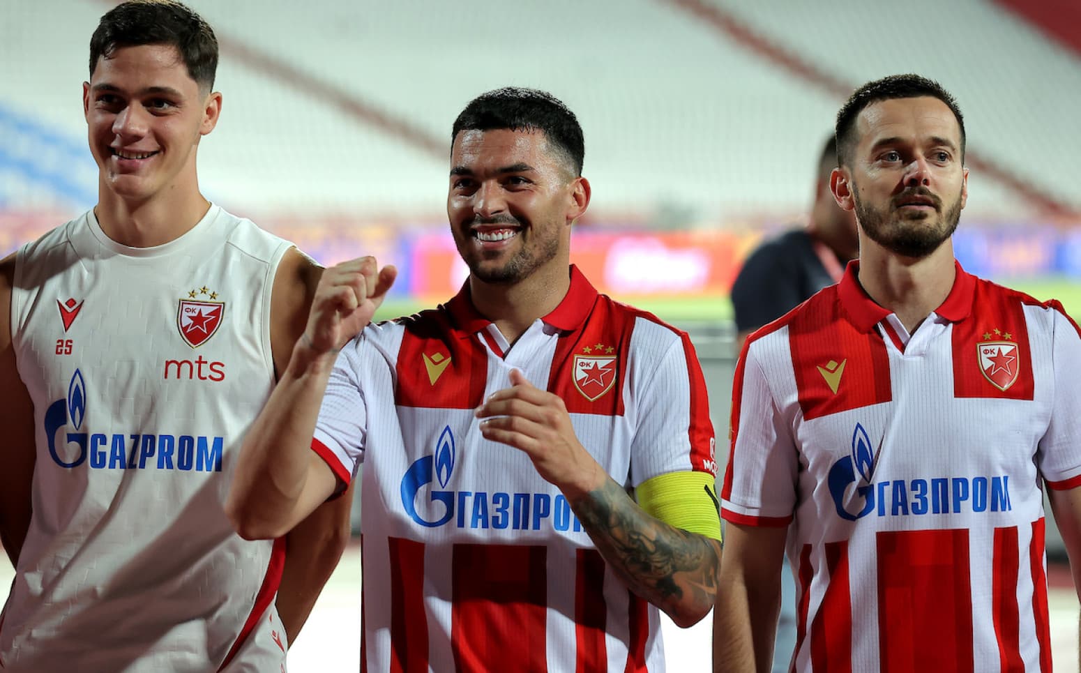 FK Crvena Zvezda Dominates Malmo FF in Europa League Tie.jpg FK Crvena Zvezda Dominates Malmo FF in Europa League Tie.jpg