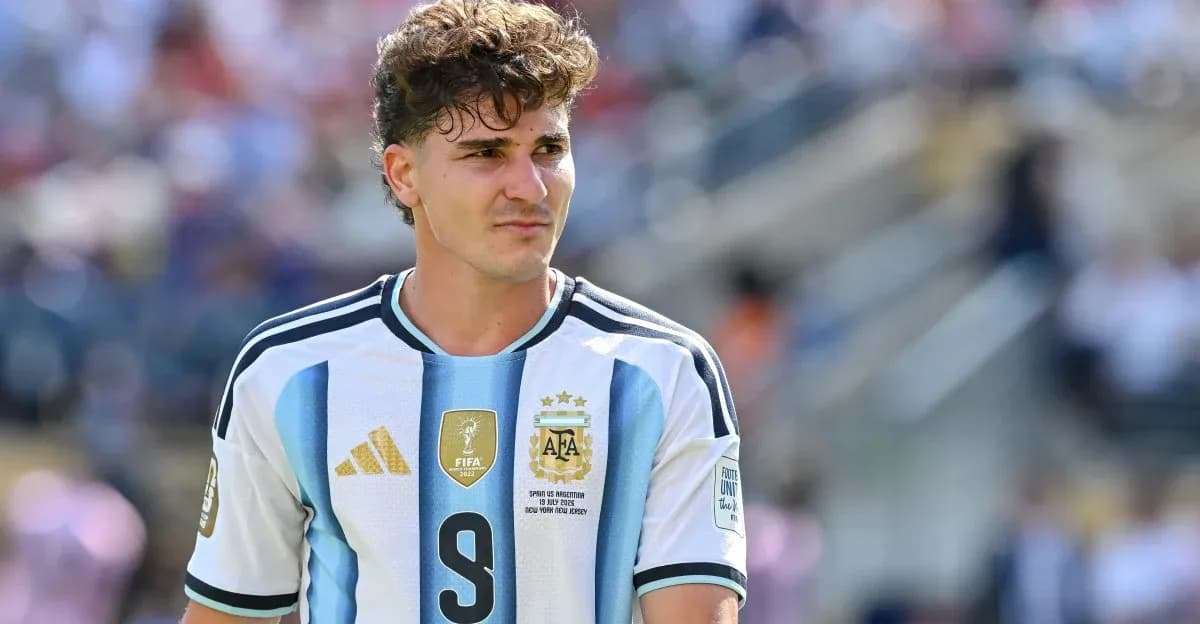 Argentinian player wearing jersey during match Argentinian player wearing jersey during match
