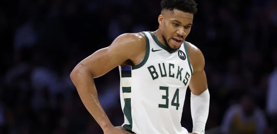 Giannis Antetokounmpo in Bucks jersey on court Giannis Antetokounmpo in Bucks jersey on court