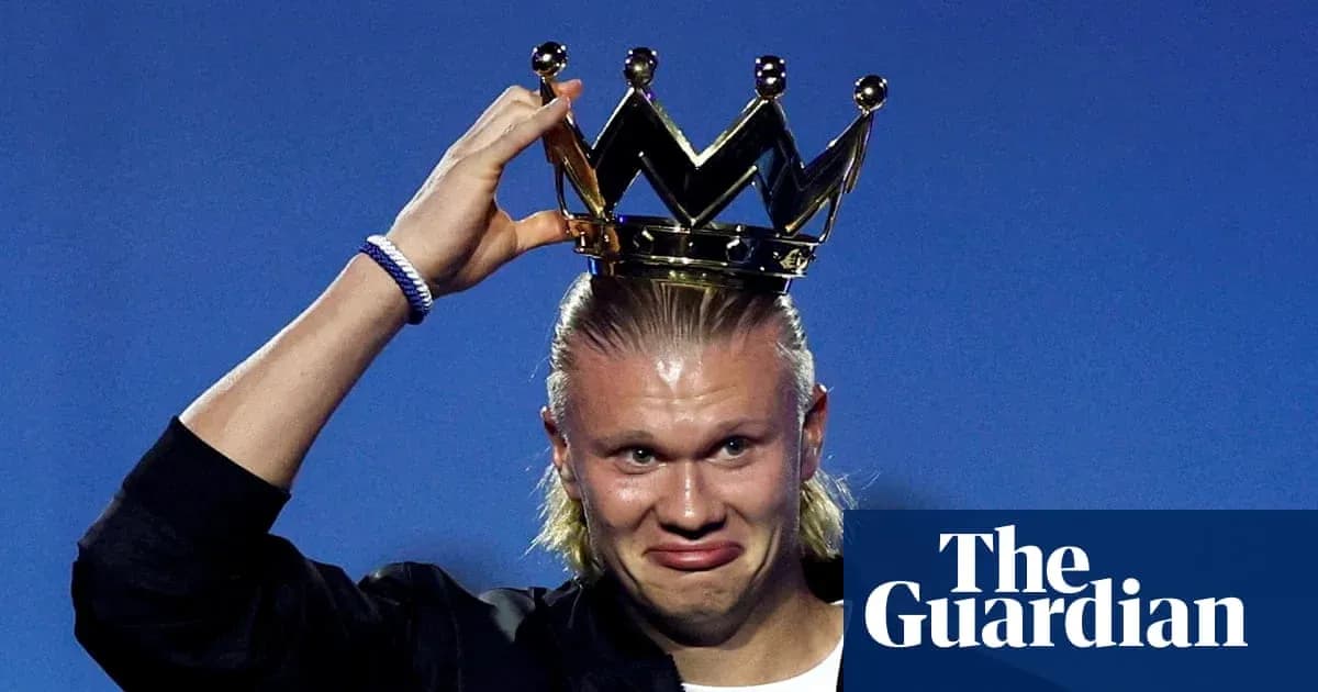 Player wearing a crown at an awards ceremony Player wearing a crown at an awards ceremony