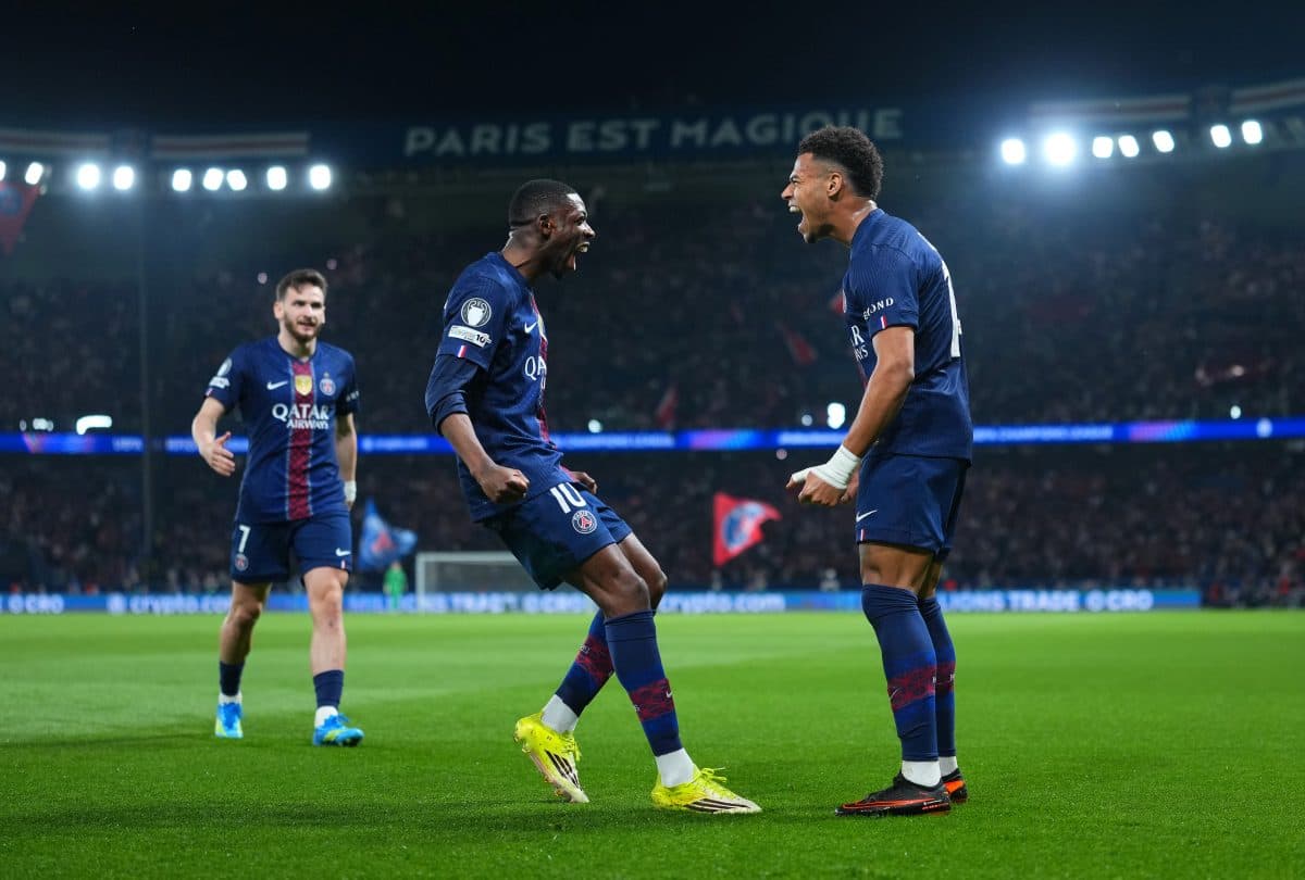 Players celebrating a goal for Paris Saint Germain Players celebrating a goal for Paris Saint Germain