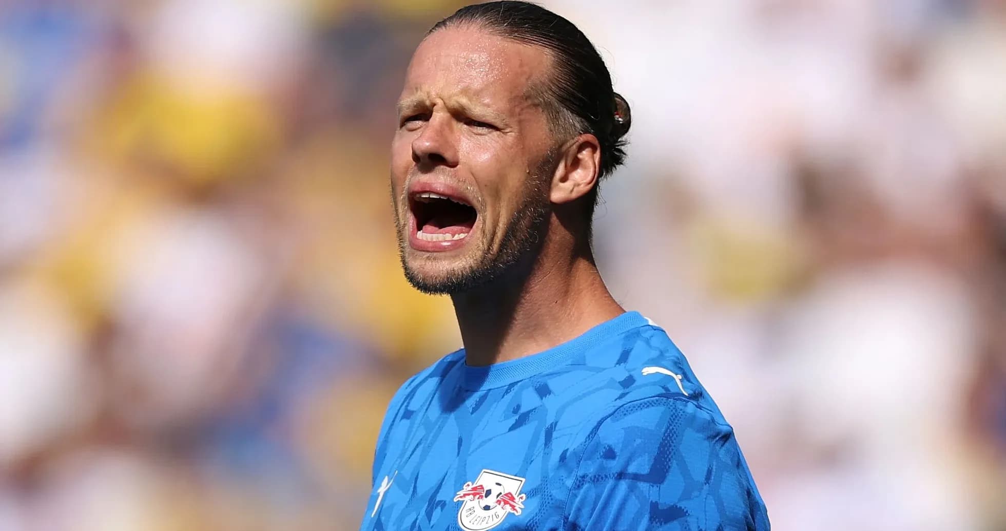Goalkeeper shouting during a match Goalkeeper shouting during a match