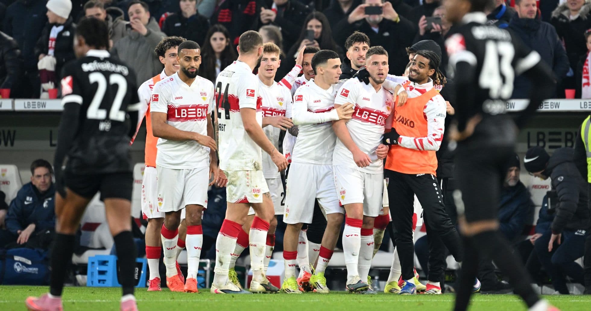 Stuttgart Dominates Freiburg in Tactical Battle.jpg Stuttgart Dominates Freiburg in Tactical Battle.jpg