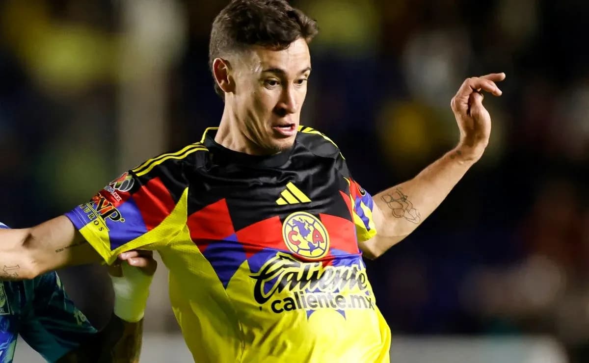 Player in action during FC Juarez vs Club America Player in action during FC Juarez vs Club America
