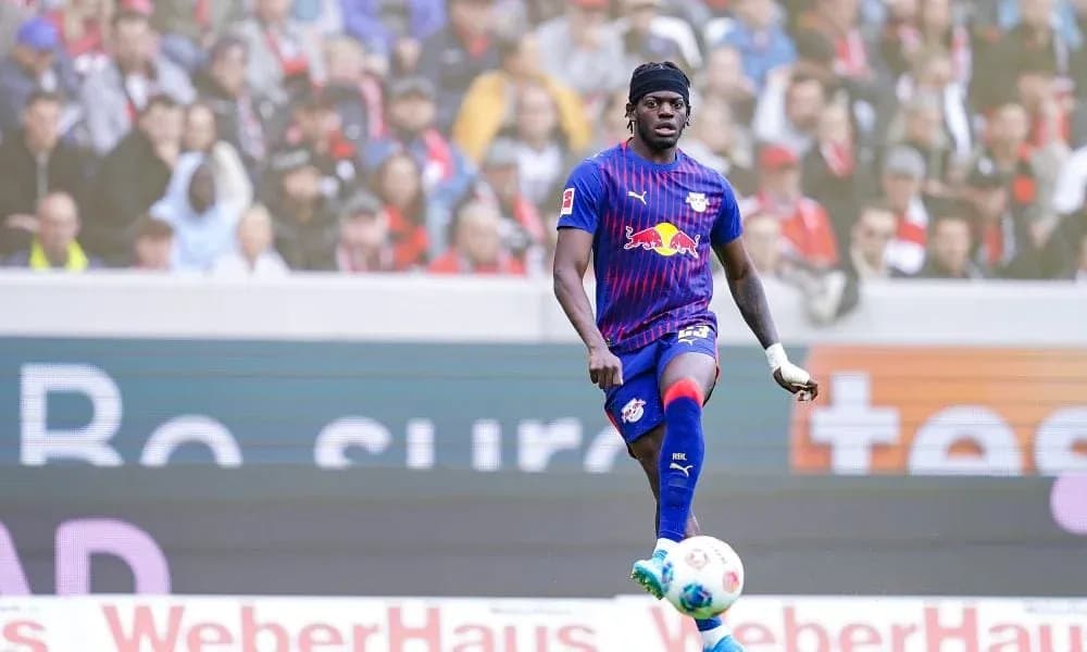 Player in RB Leipzig kit on the field Player in RB Leipzig kit on the field