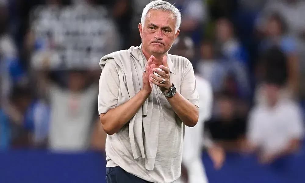Manager clapping towards the crowd after match Manager clapping towards the crowd after match