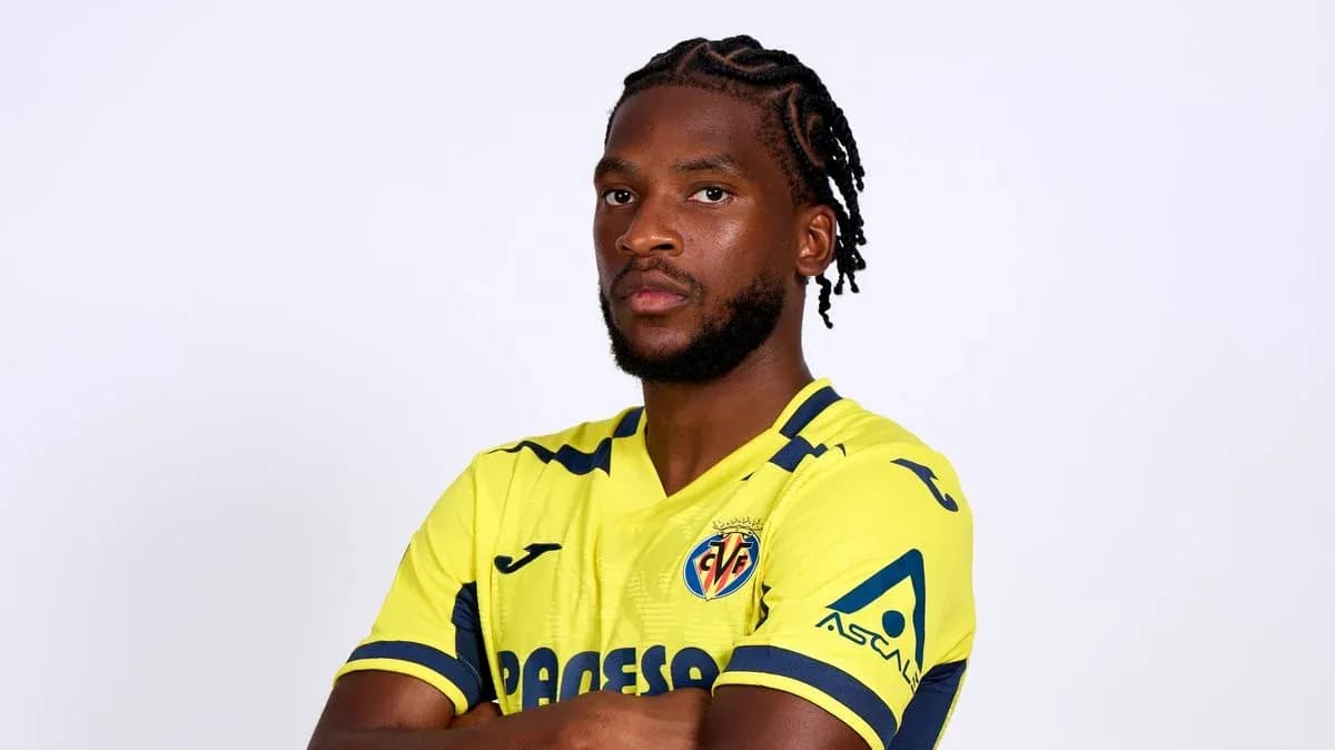 Player posing in Villarreal home jersey Player posing in Villarreal home jersey