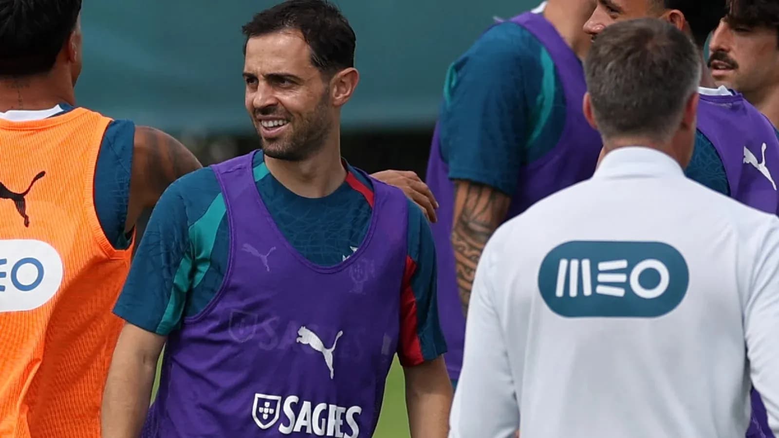 Players interacting during a training session Players interacting during a training session