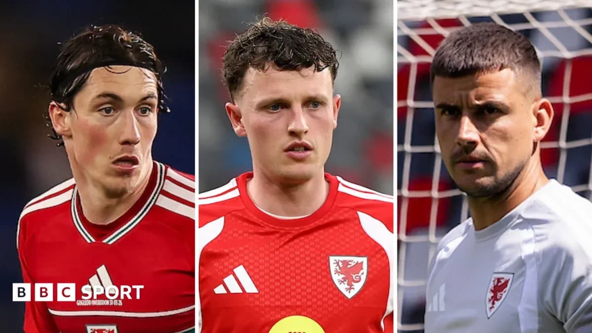 Three Welsh football players in national team kits Three Welsh football players in national team kits